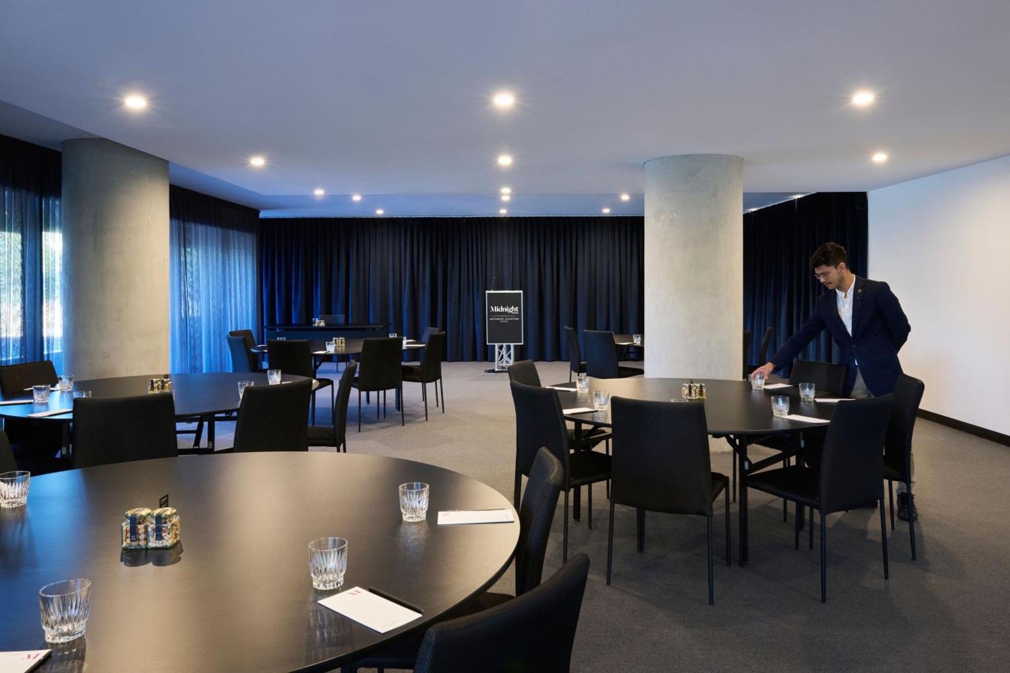 Midnight Hotel, Autograph Collection Canberra Exterior foto Meeting room at the Hotel